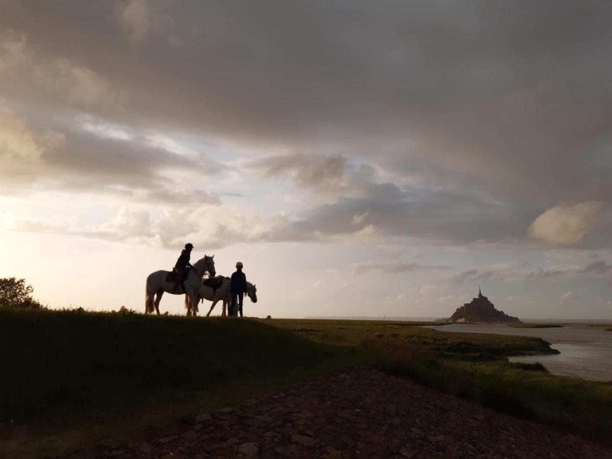 Gite Le Chausey Mont Saint Michel Понторсон Екстериор снимка